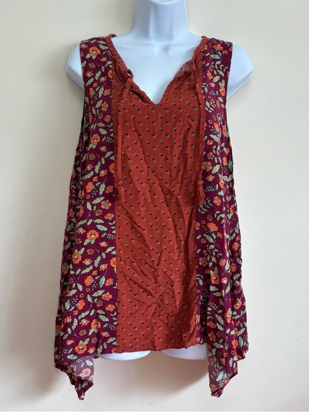 Matilda Jane Orange purple/burgundy floral sleeveless top with tie front Size M